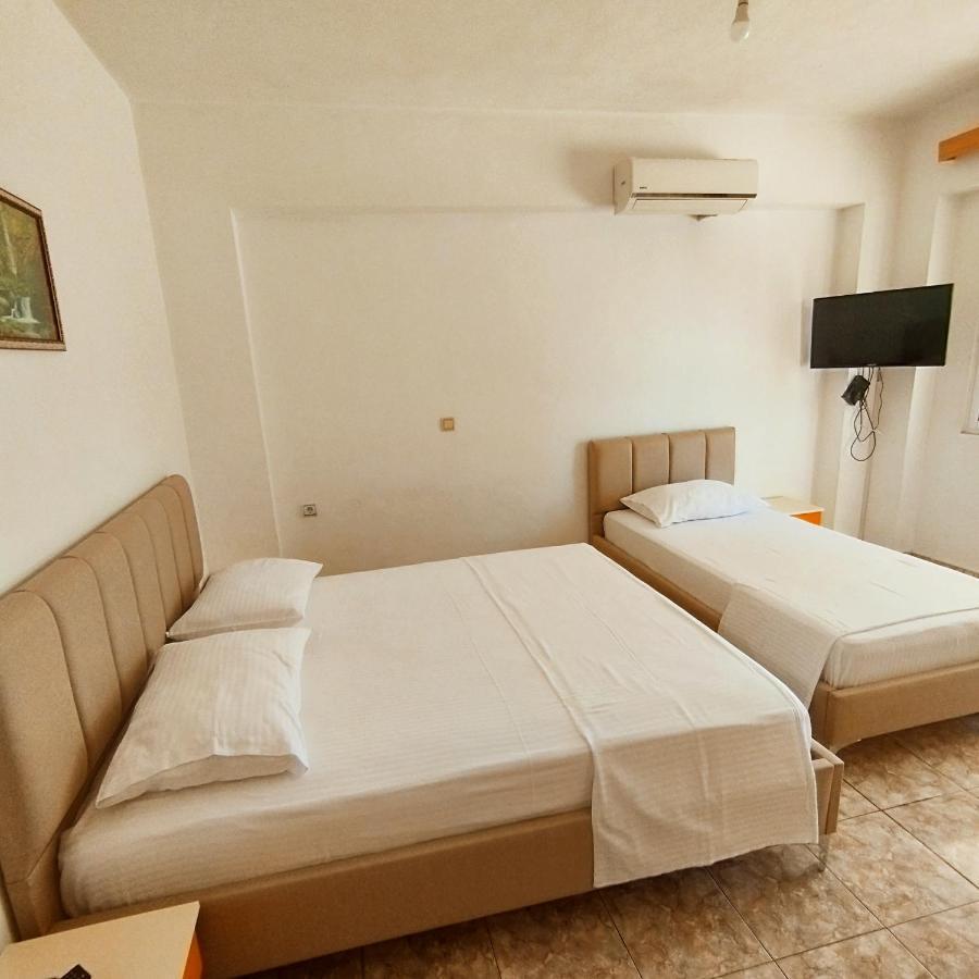 סרנדה Mejdi Apartments מראה חיצוני תמונה