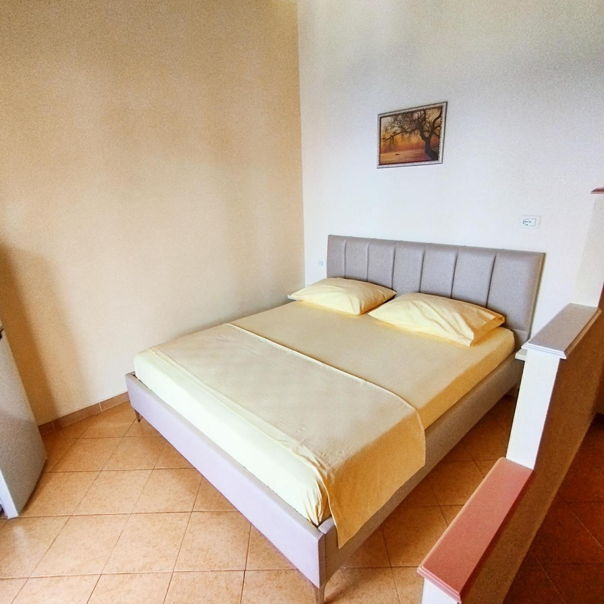 סרנדה Mejdi Apartments חדר תמונה